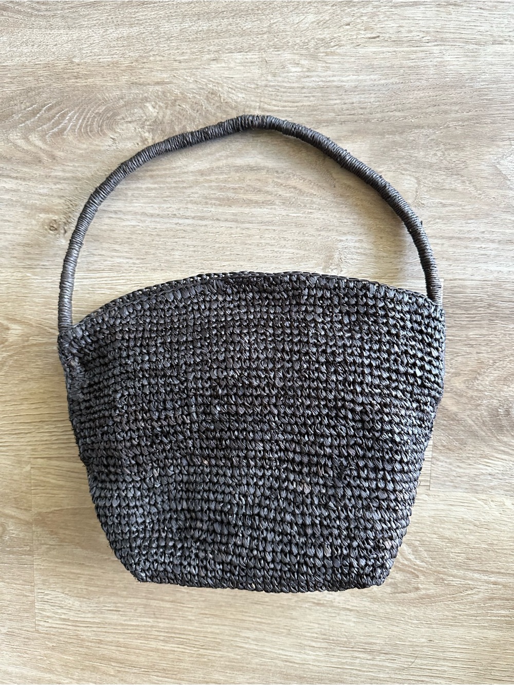 (SOLD on Depop) Madewell Dark Brown Woven Shoulder Bag - Picture 5 of 6